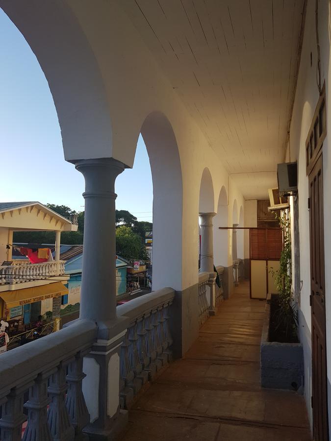 Hotel Valiha Antsiranana Exterior foto